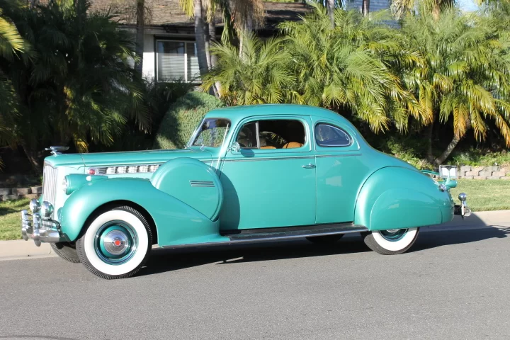 1940 Packard.webp