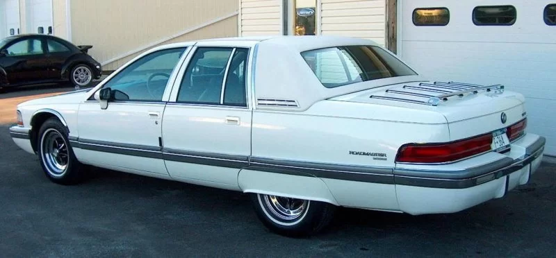 1994 Buick Roadmaster.webp