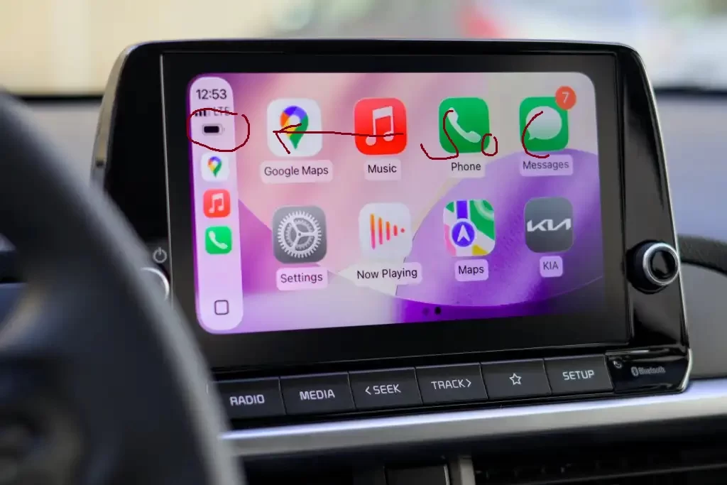 Apple-CarPlay-Home-Screen-with-SoC.webp