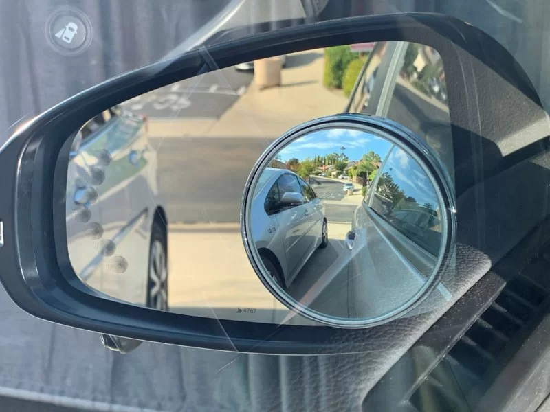 blind-spot-mirror-a.webp