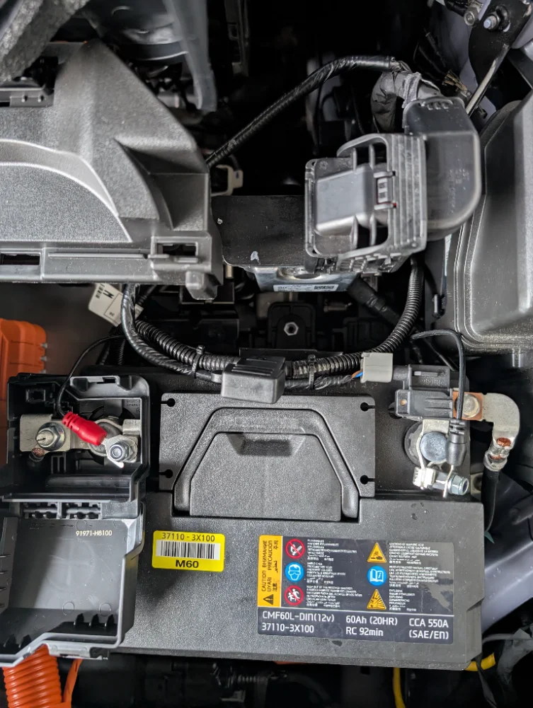 Sub battery wiring 2.webp