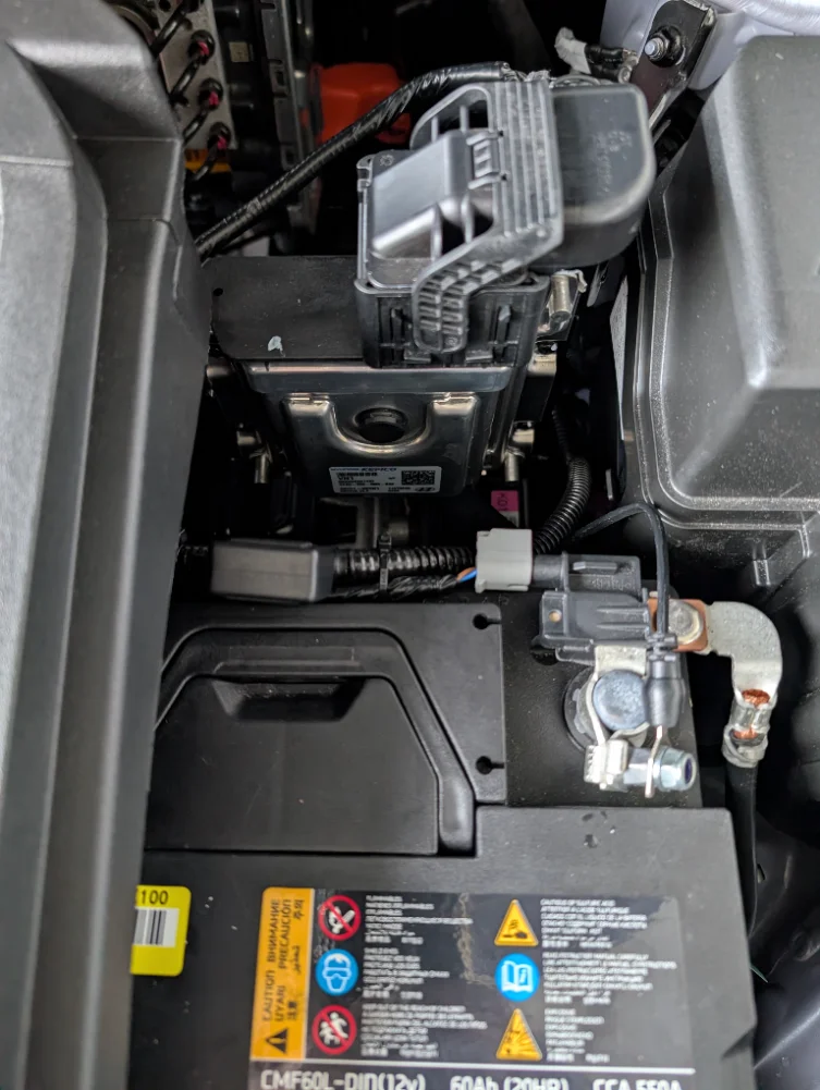 Sub battery wiring 3.webp