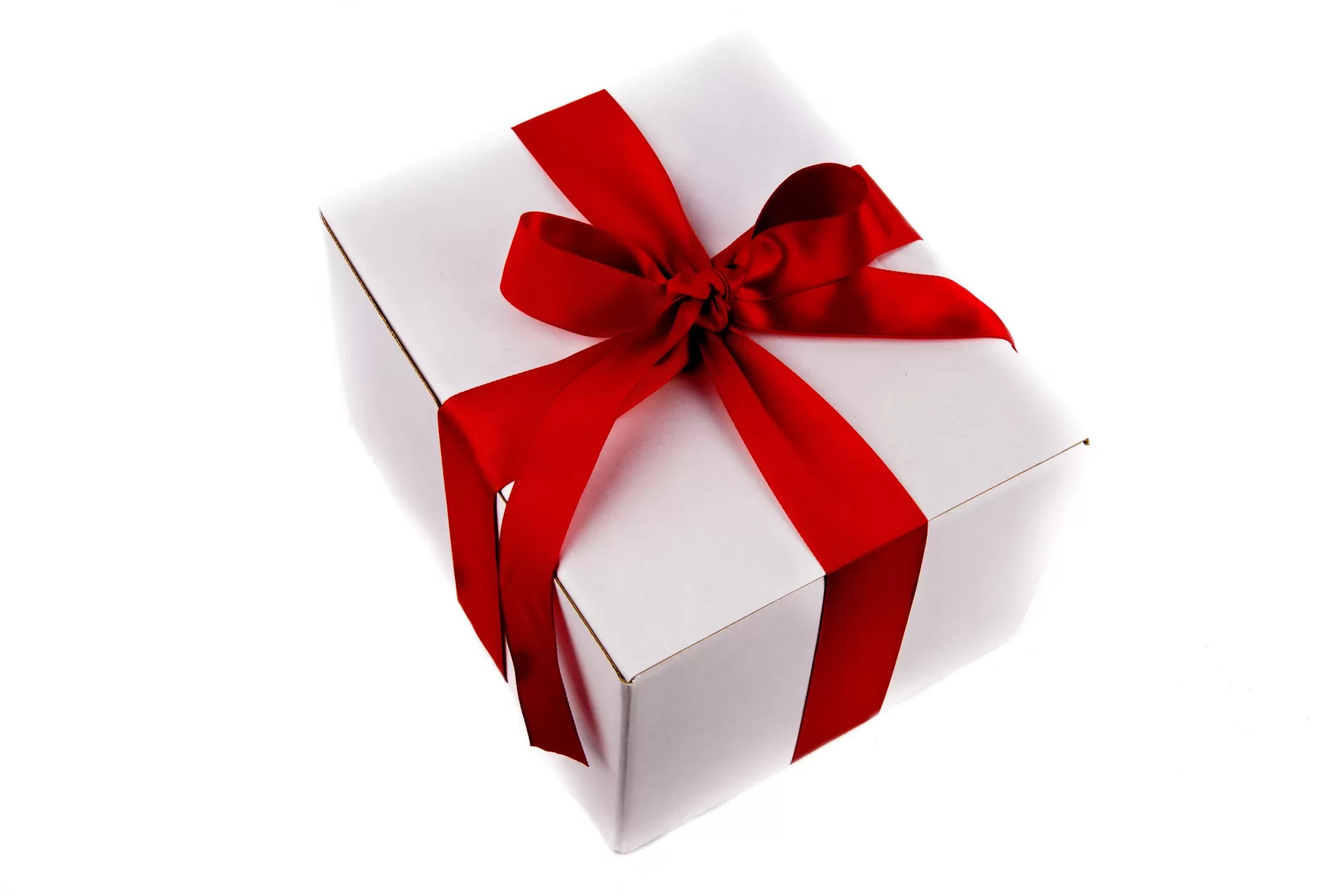 t%2Fpictures%2F100000%2Fvelka%2Fchristmas-gift-box.webp