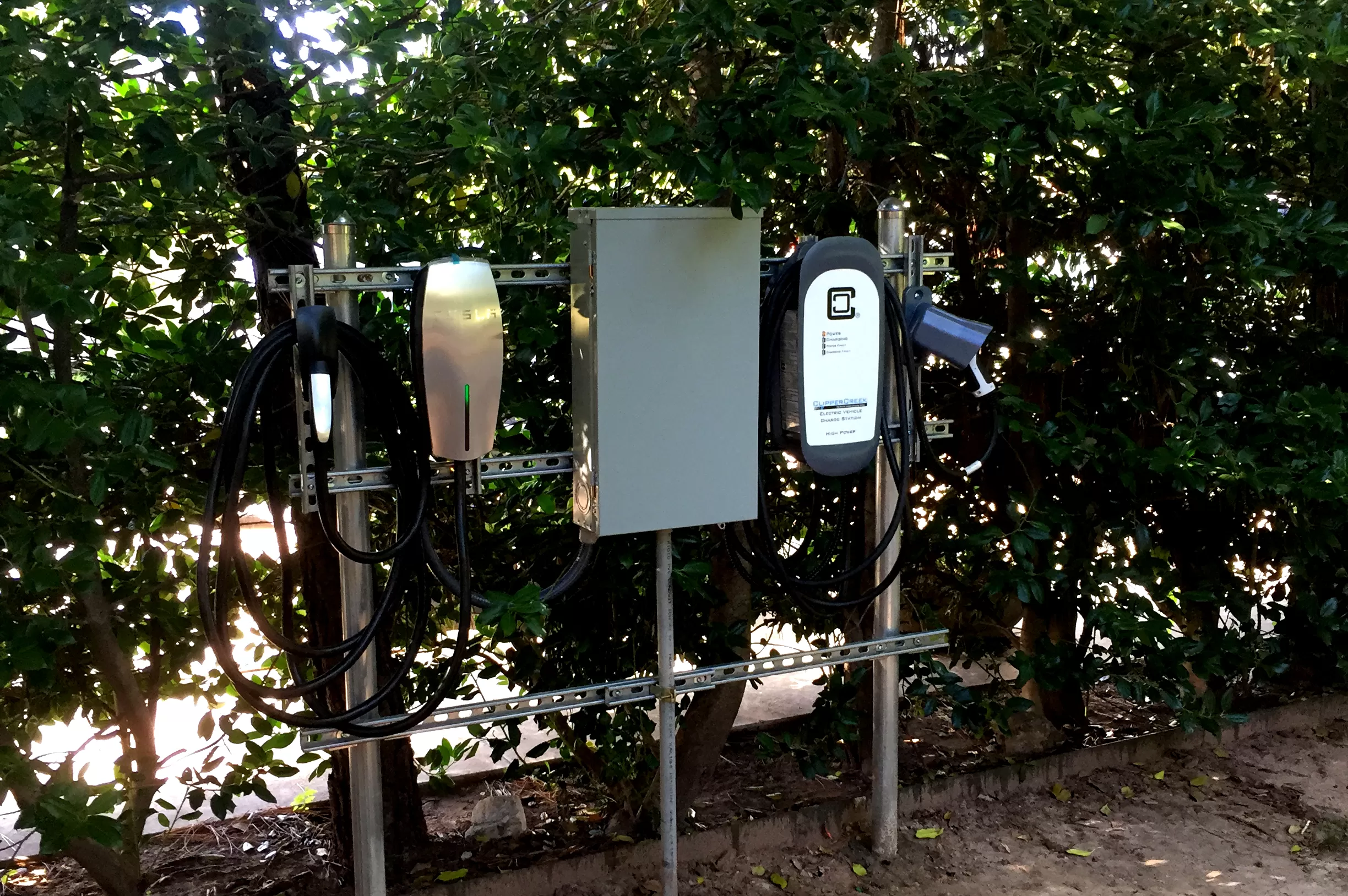 tesla_charger_montford_inn.webp