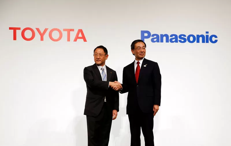 toyota-panasonic-logo-partnership.webp