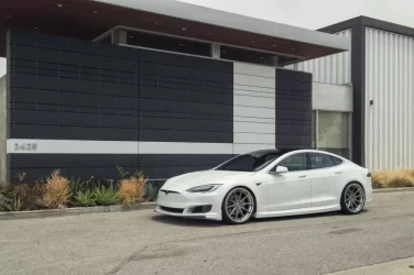 Unplugged-Performance-Featured-Vehicle-Robs-2017-Model-S-1.webp