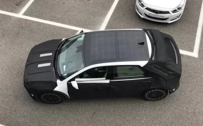 hyundai-ioniq-5-solar-roof.webp