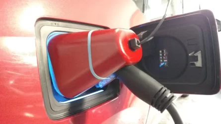 bmw-i3-charge-port-cover-9-750x422.webp
