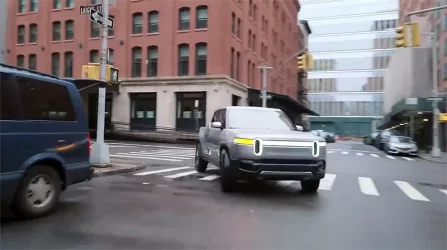 Rivian-turn-indicator.webp