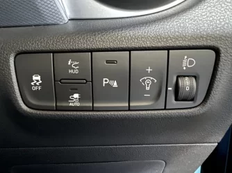 OZ_2022_Kona_Crash_Panel_switches.webp