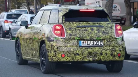 2024-mini-aceman-test-prototype-spotted-in-munich-germany (2).jpg