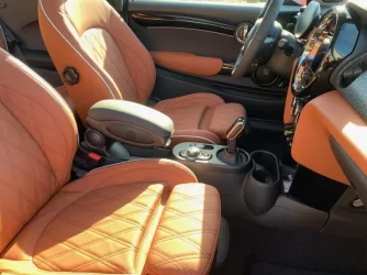 Interior.webp