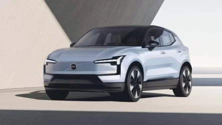 2024-volvo-ex30-exterior 1.webp