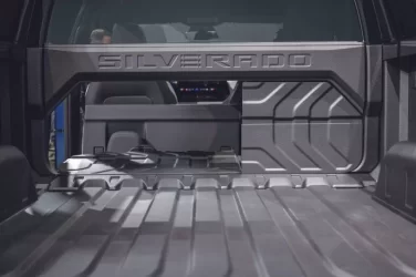 2024-chevrolet-silverado-ev-rst-305-1641310396.webp