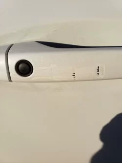 car_handle2.webp
