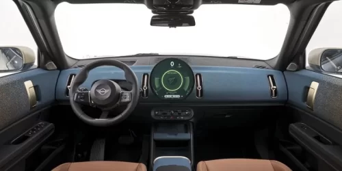 2025-mini-countryman-electric-interior-115-64e77ff2a94ca.webp