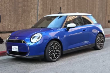 J01_MINI_Cooper_electric-2818123840.webp