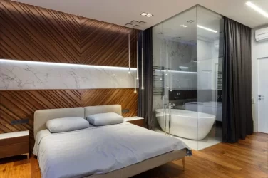 hotelwall.webp