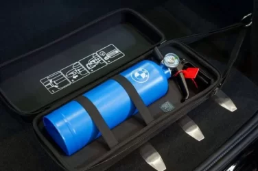 BMW-fire-extinguisher-1-830x553.webp