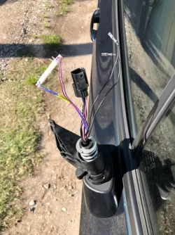 mirror_wires.webp