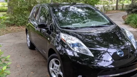 Used black Nissan LEAF front 3-quarter.webp Used black Nissan LEAF front 3-quarter.webp