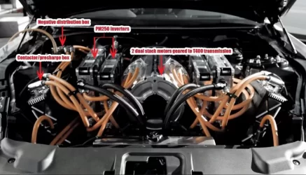 Ford-Cobra-Jet-1400-under-the-hood.webp