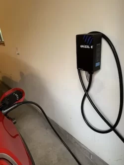 Grizzl-E Charging.webp