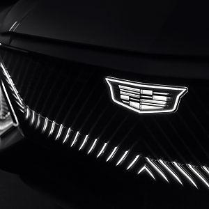 Cadillac-Lyriq-fascia-detail