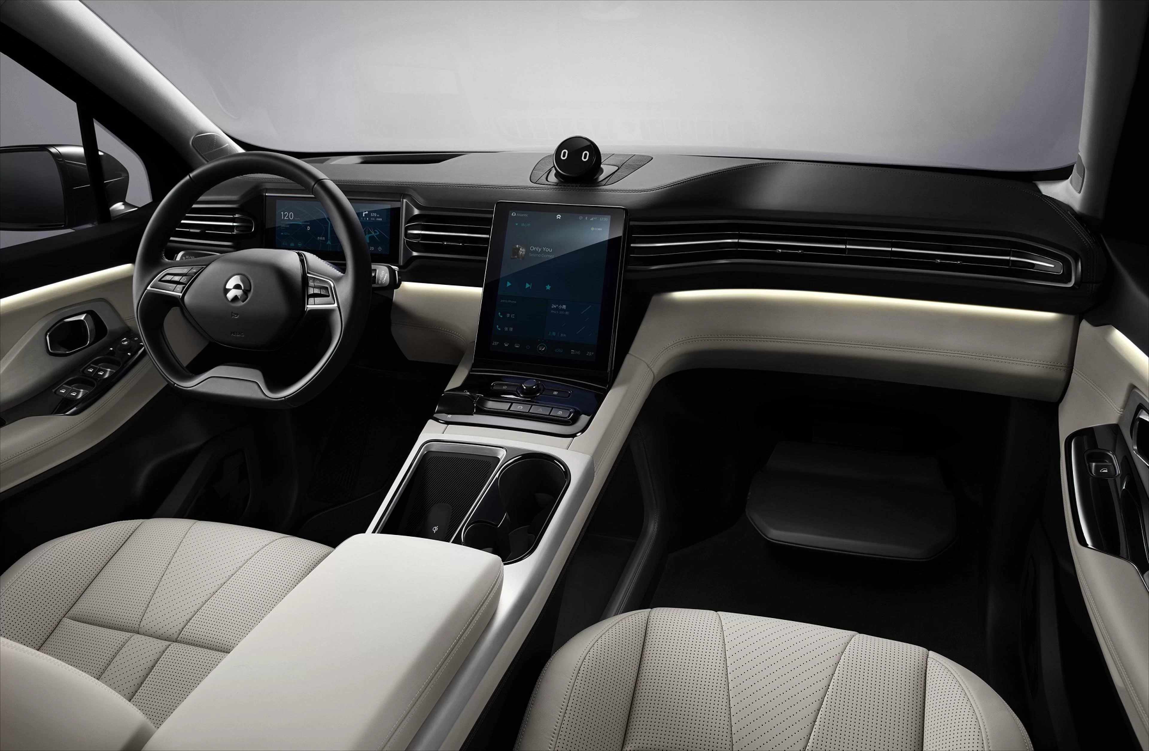 935_AT_NextEV_Teaser_Dash_v7b_0