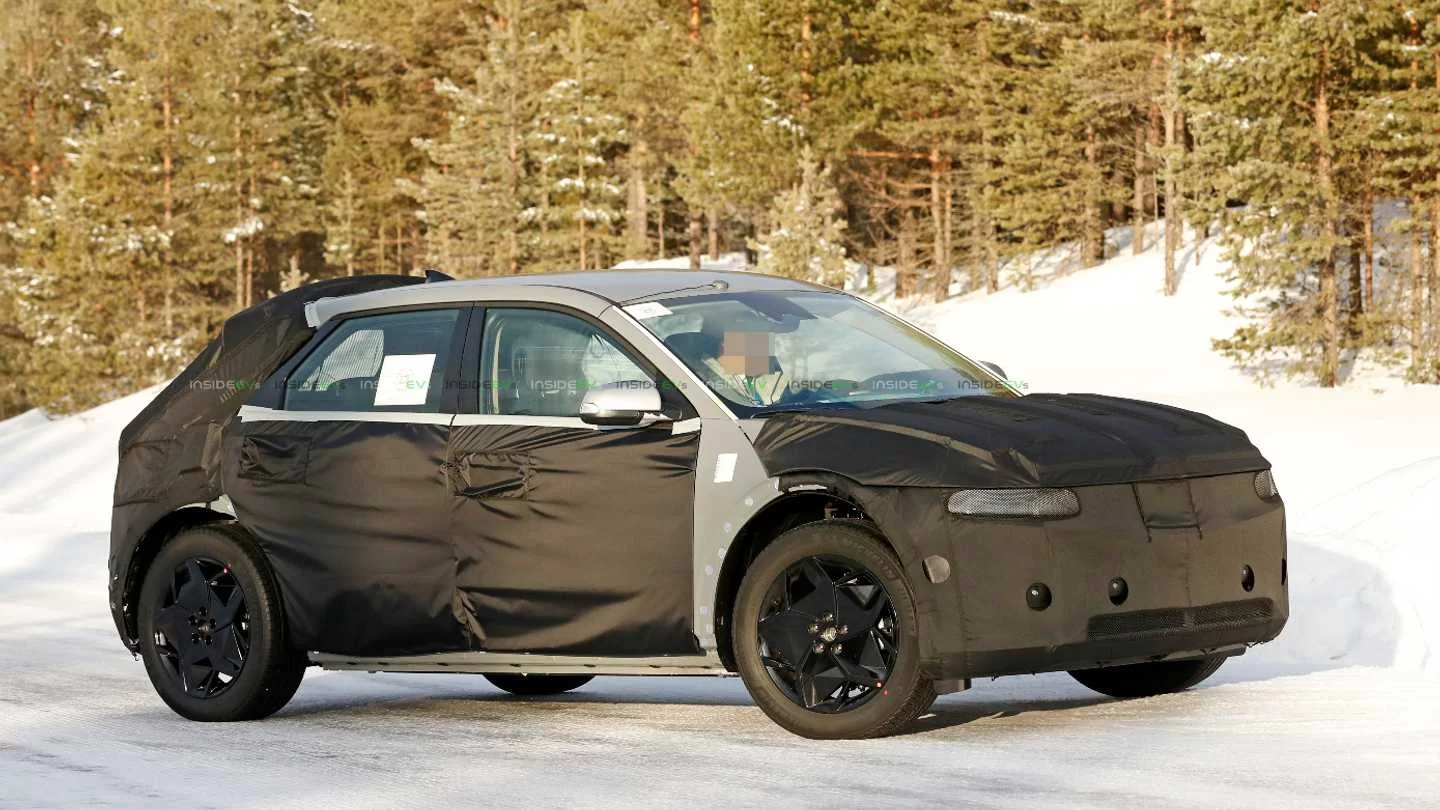 Hyundai-45-ev-production-version-first-spy-photo (1)