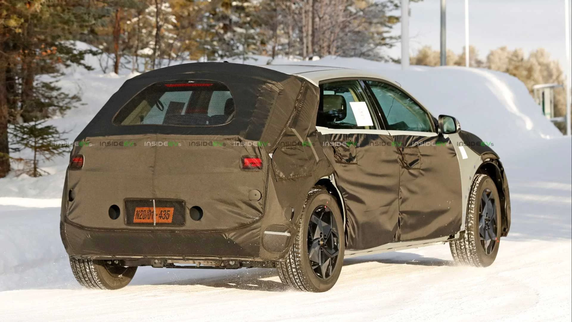 Hyundai-45-ev-production-version-first-spy-photo