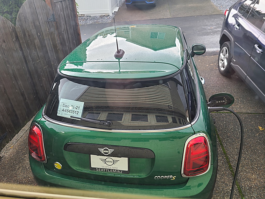mini_delivery_charging.jpg