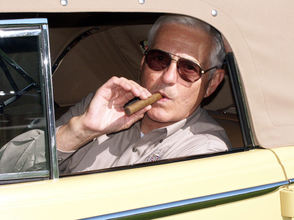bob_lutz_2004_100008190_l.jpg