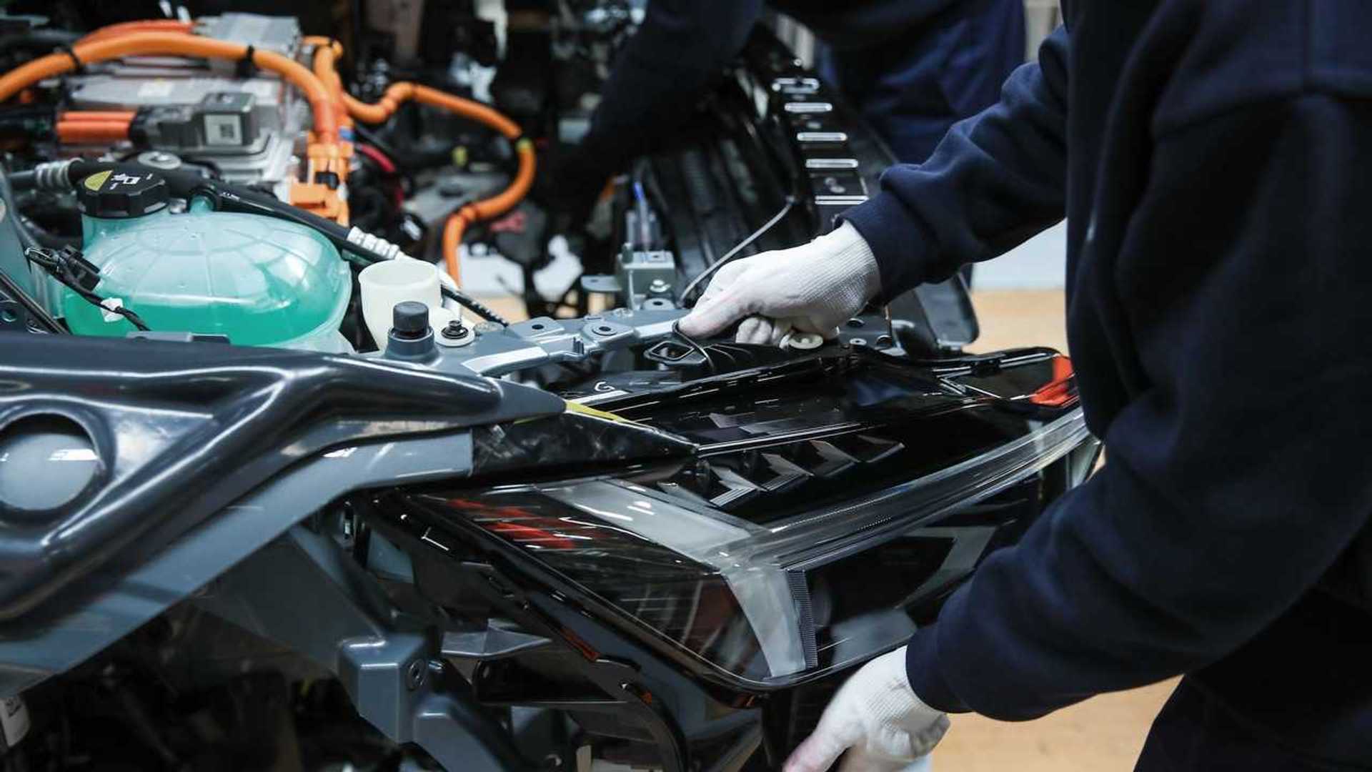 polestar-2-production-in-luqiao-china.jpg
