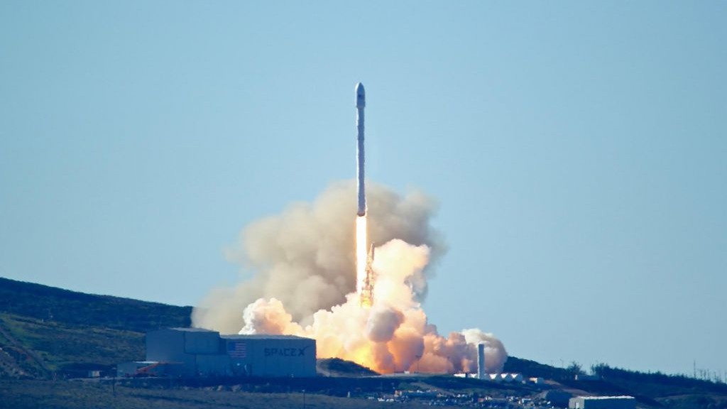 SpaceX-Launch_Horo-e1484422010481.jpg