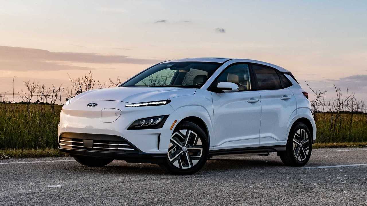 2022-hyundai-kona-electric-exterior-review.jpg